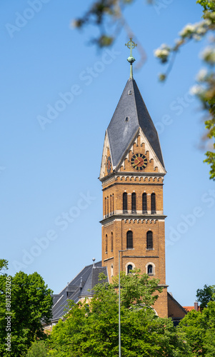 Blick auf dem Turm der Christuskirche in Landshut