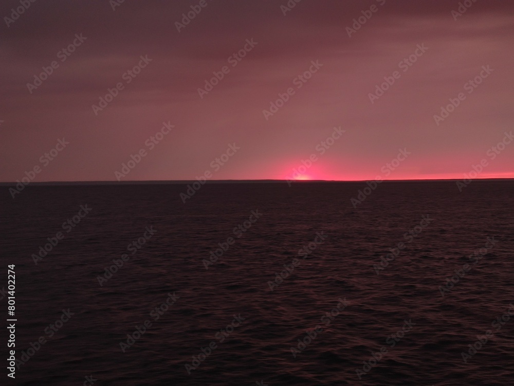Fototapeta premium sunset over the sea