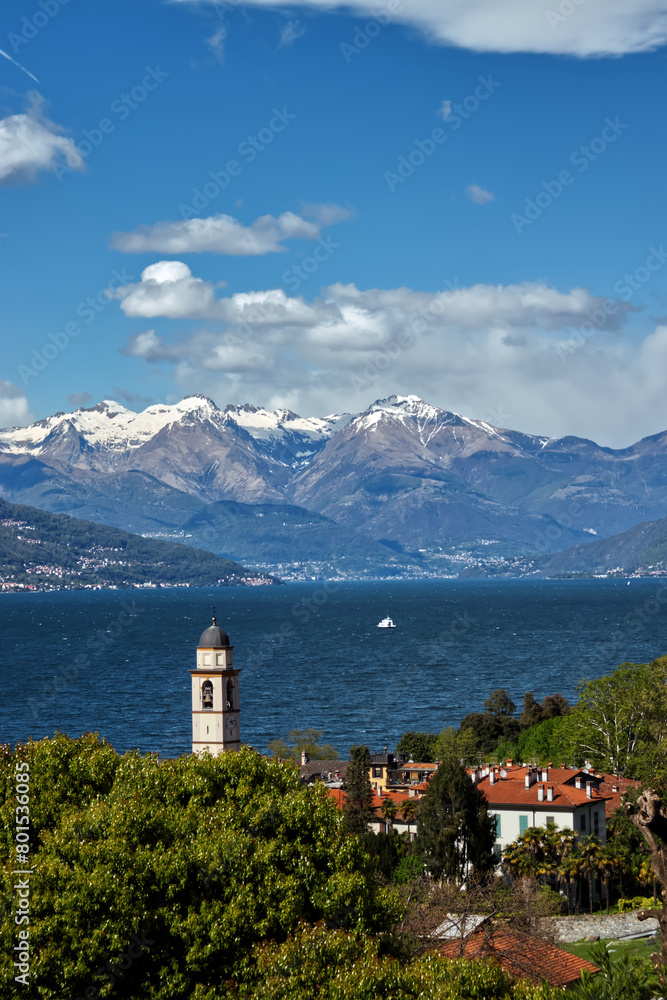 Fototapeta premium The city of San Giovanni and Lake Como in Italy.