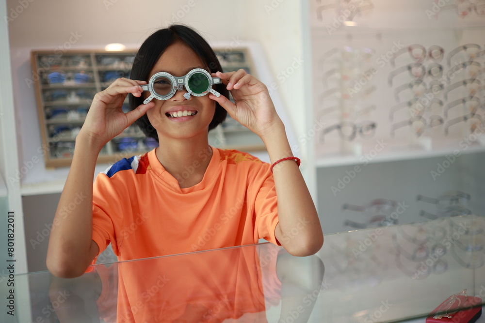 Kid eye test Kid eye test