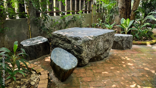Round Stone Table © Shinonome Studio