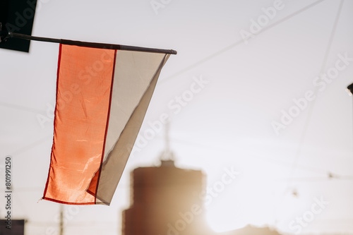 Polska Flaga powiewająca na wietrze photo