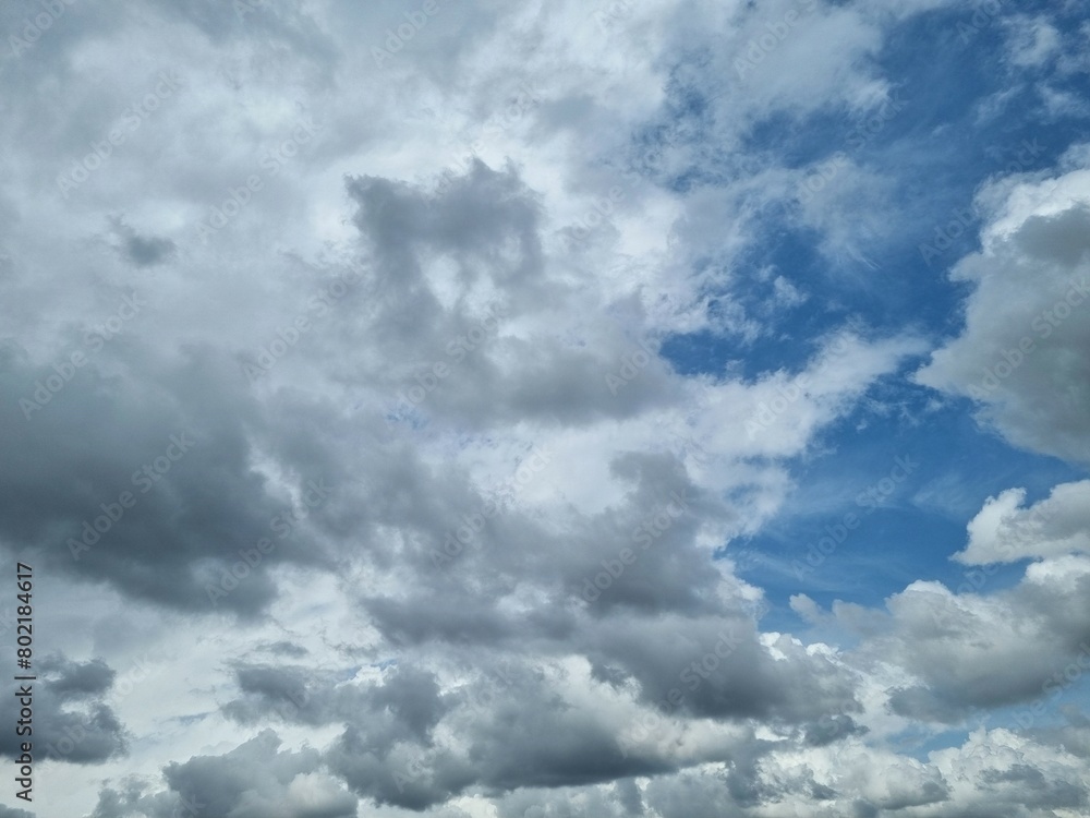 Obraz premium Blue sky with clouds