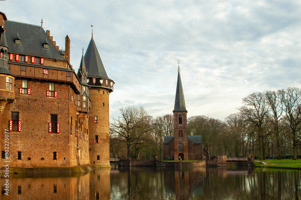 Fototapeta premium Medieval Castle de Haar in Haarzuilens, Holland
