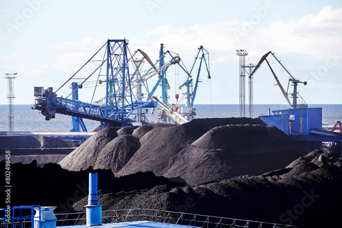 At dry bulk terminal combined machine for stacking.and reclaiming, stacker reclaimer, to handle of coal.