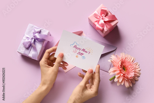 Female hands with festive p...