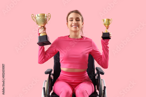 Sporty young woman in wheel...