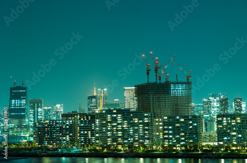 Wallpaper Mural 晴海フラッグ 夜景 Torontodigital.ca