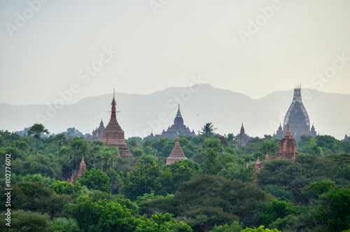 Bagan pagodas © bakmoo
