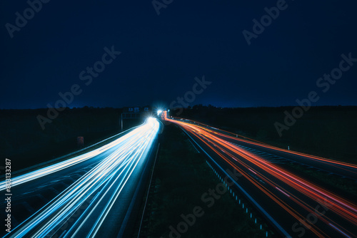 Langzeitbelichtung - Autobahn - Strasse - Traffic - Travel - Background - Line - Ecology - Highway - Long Exposure - Motorway - Night Traffic - Light Trails - High quality photo 