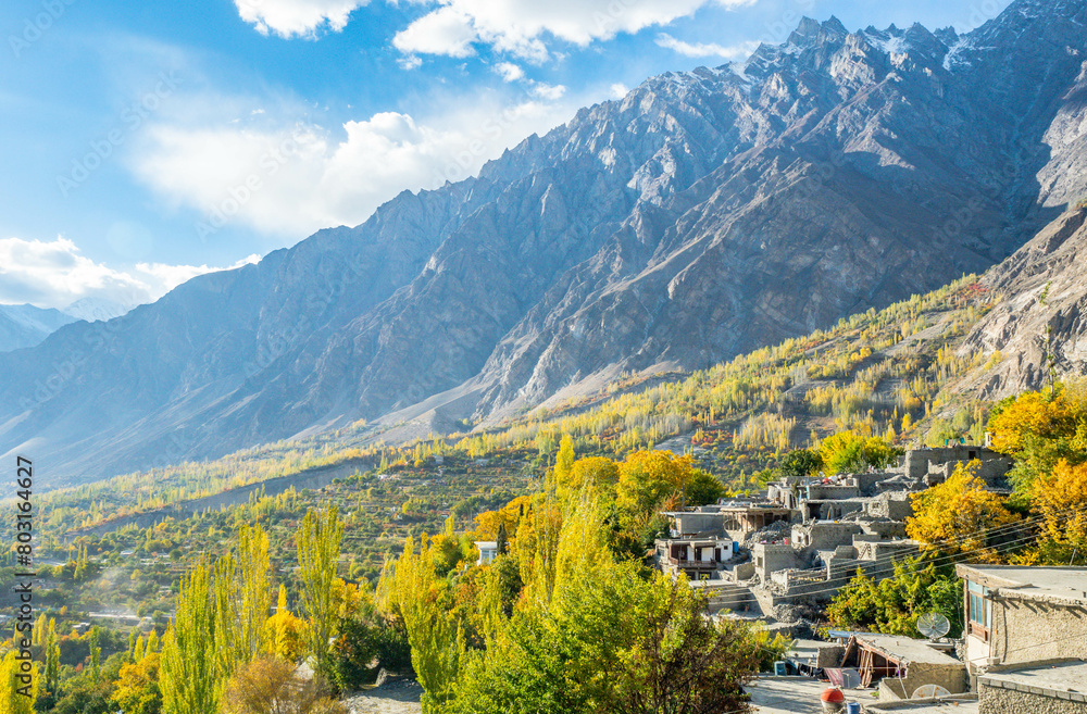 Obraz premium Community and amazing nature Northern Pakistan in winter