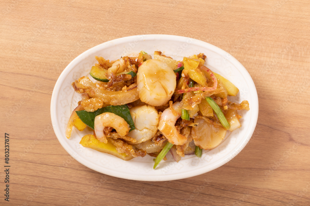 北海道産ホタテと甘海老のサラダ