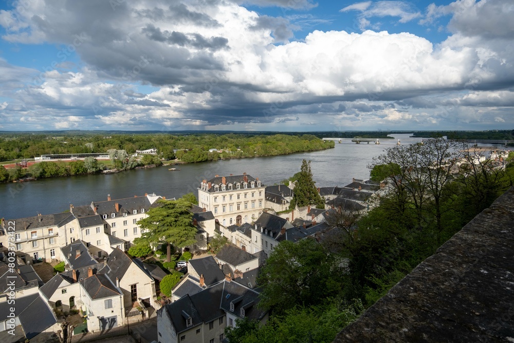 Naklejka premium Vue depuis le château de Saumur