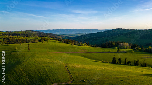 Obraz na płótnie Tatry Zielone Pola Wiosna w salonie