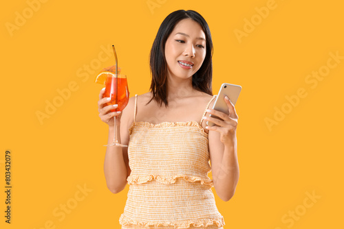 Beautiful young Asian woman...