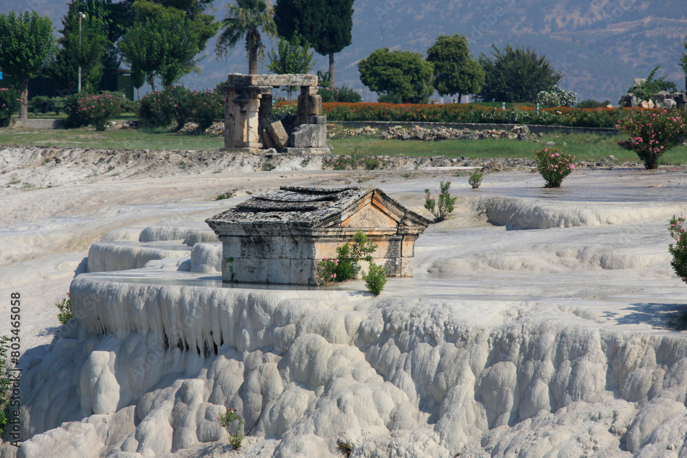 Obraz premium A sarcophagus from the necropolis of the ancient city of Hierapolis on the Pamukkale travertines, Denizli, Turkey