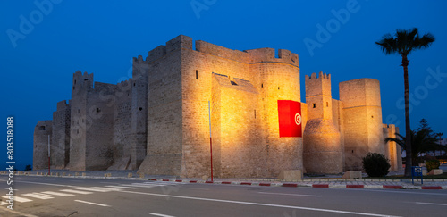 Canvas Print Ribat in Monastir in night illumination, Tunisia
