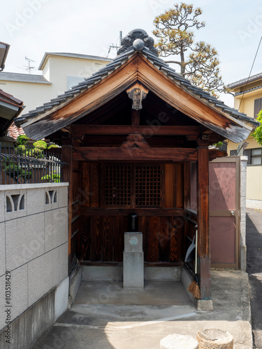Photos 街中に祀られた地蔵尊