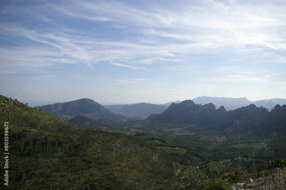 Paisaje de Montaña con el PUIG CAMPANA, pueblo de Finestrat, provincia de Alicante. España