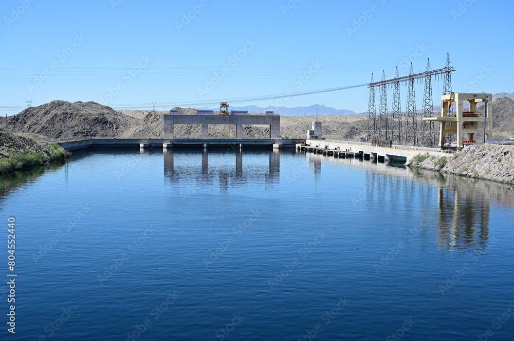 Davis Dam on the border of Nevada and Arizona. Davis Dam on the border of Nevada and Arizona.