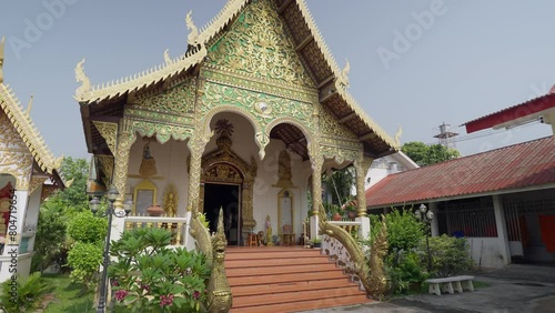 Wallpaper Mural Wat Phra Sing Chiang Mai Temple in Thailand slow push in steady cam gimbal  Torontodigital.ca