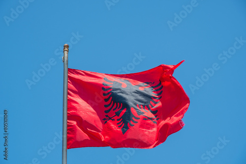 Fotografie The Albanian flag on a pole
