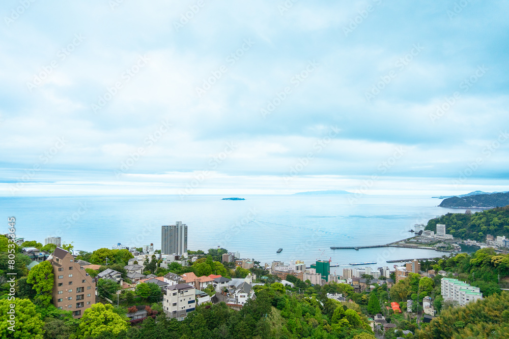 Fototapeta premium 熱海の風景 曇り 