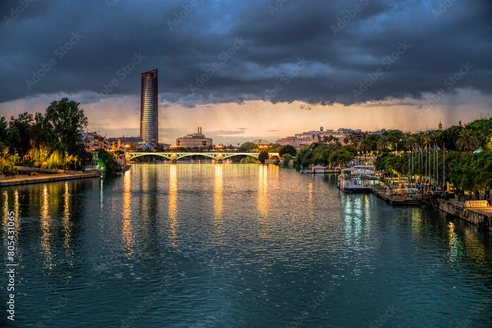 Fototapeta premium Guadalquivir river from San Telmo bridge, Seville, Spain