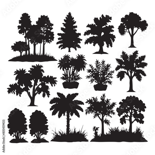 Detailed tree silhouettes - Illustration