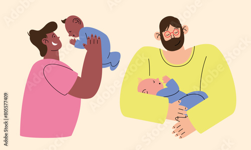 Padres alzando a bebés. Recién nacido. Familia feliz. Concepto de bebes. Niños. Cuidado de padres. Responsabilidad.