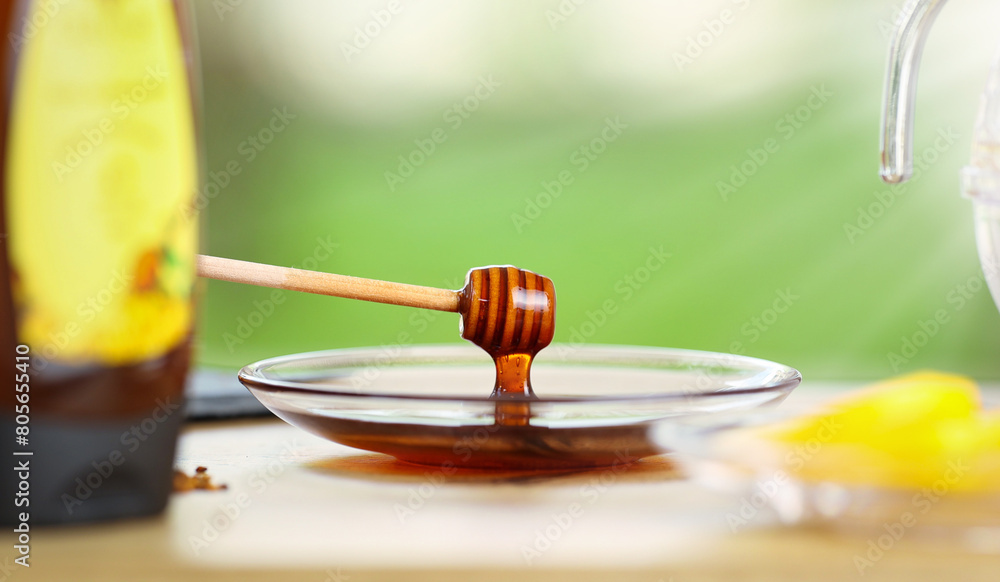 Golden Elixir: Capturing the Liquid Sweetness of Liquid Gold Golden Elixir: Capturing the Liquid Sweetness of Liquid Gold