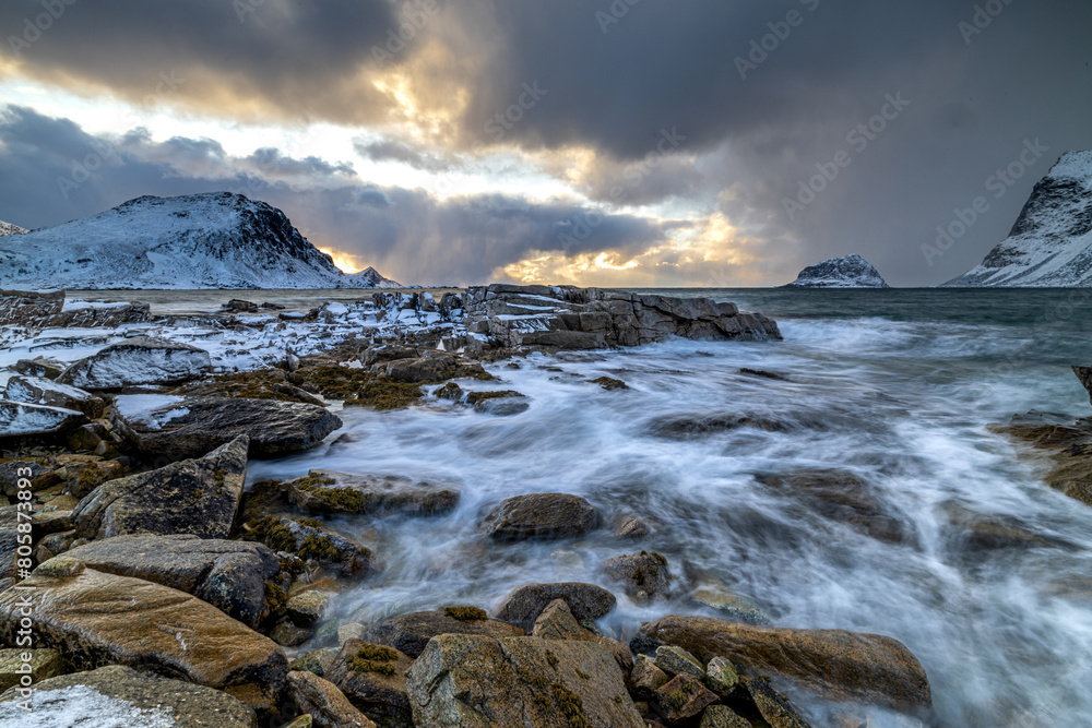 Fototapeta premium Stormy lofoten
