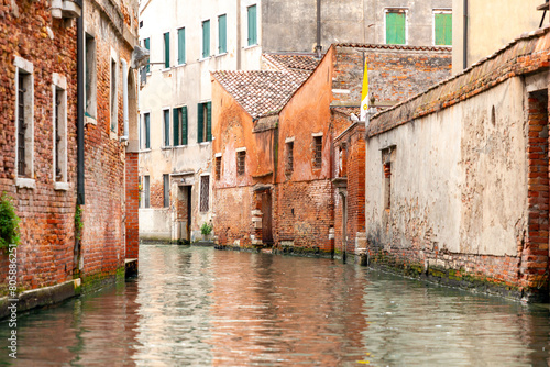 Beautiful canals and tradit...