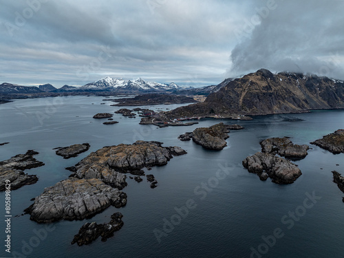 Henningsvaer photo