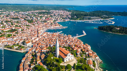Bilde på lerret Rovinj, a picturesque coastal town on the Istrian peninsula of Croatia, is a dre