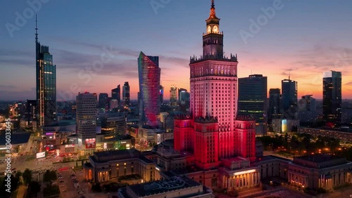 Biało-czerwona iluminacja Pałacu Kultury i Nauki w Warszawie uświetniająca 20-tą rocznicę wstąpienia Polski do Unii Europejskiej photo