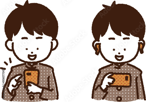 スマホを操作する学生　男の子　縦・横セット