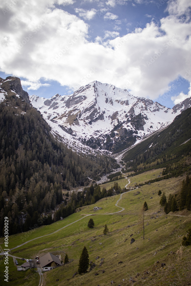 Aussichtsgipfel Muttekopf in den Lechtaler Alpen in Tirol Aussichtsgipfel Muttekopf in den Lechtaler Alpen in Tirol