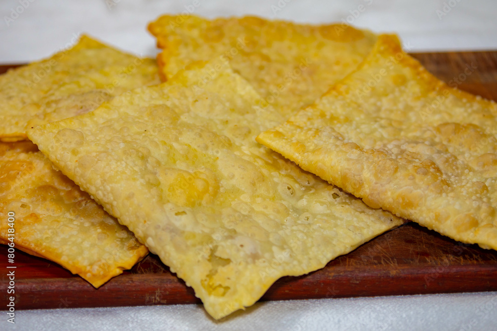 Traditional heart of palm fair pastry highlighted