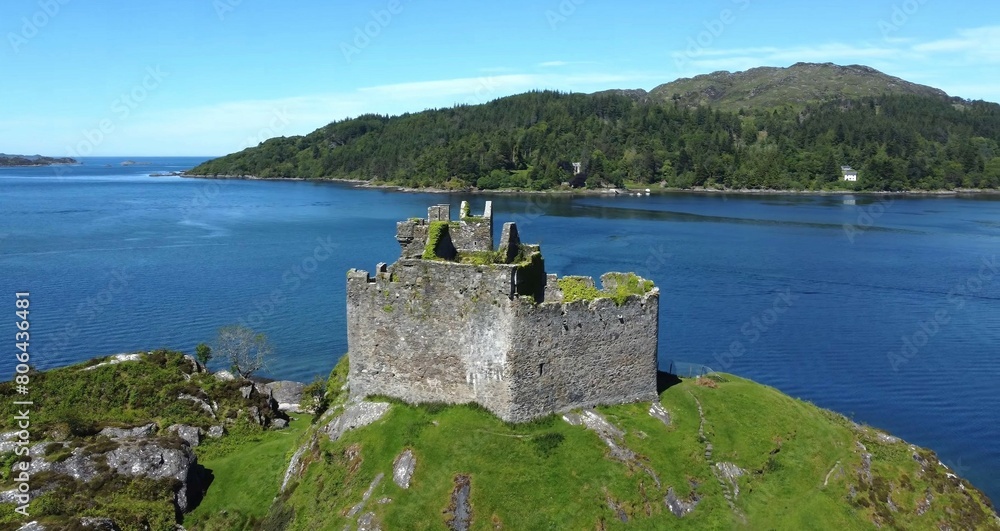Fototapeta premium Castillo de Tioram