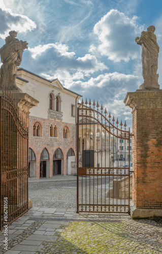 Monselice, the historical and religious architectures