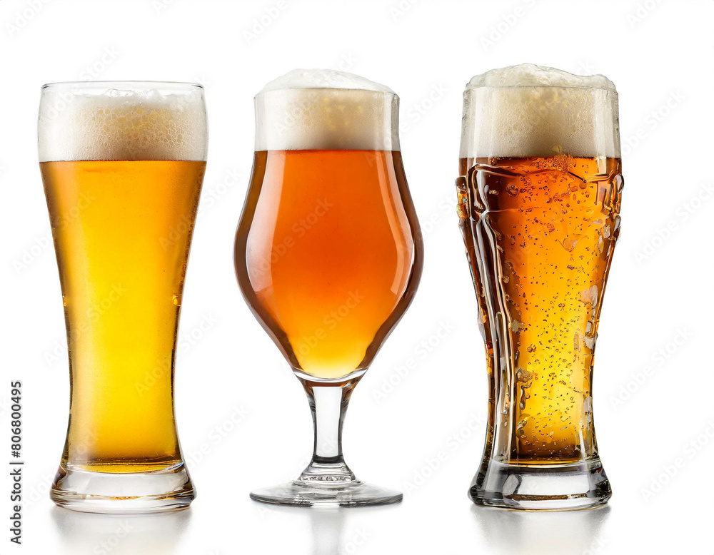 Set Biergläser isoliert auf weißen Hintergrund, Freisteller Set Biergläser isoliert auf weißen Hintergrund, Freisteller
