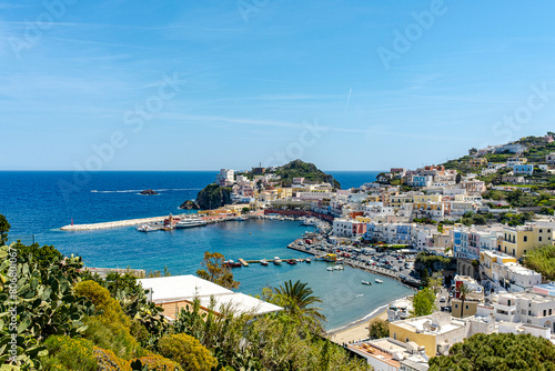 Il porto borbonico di Ponza