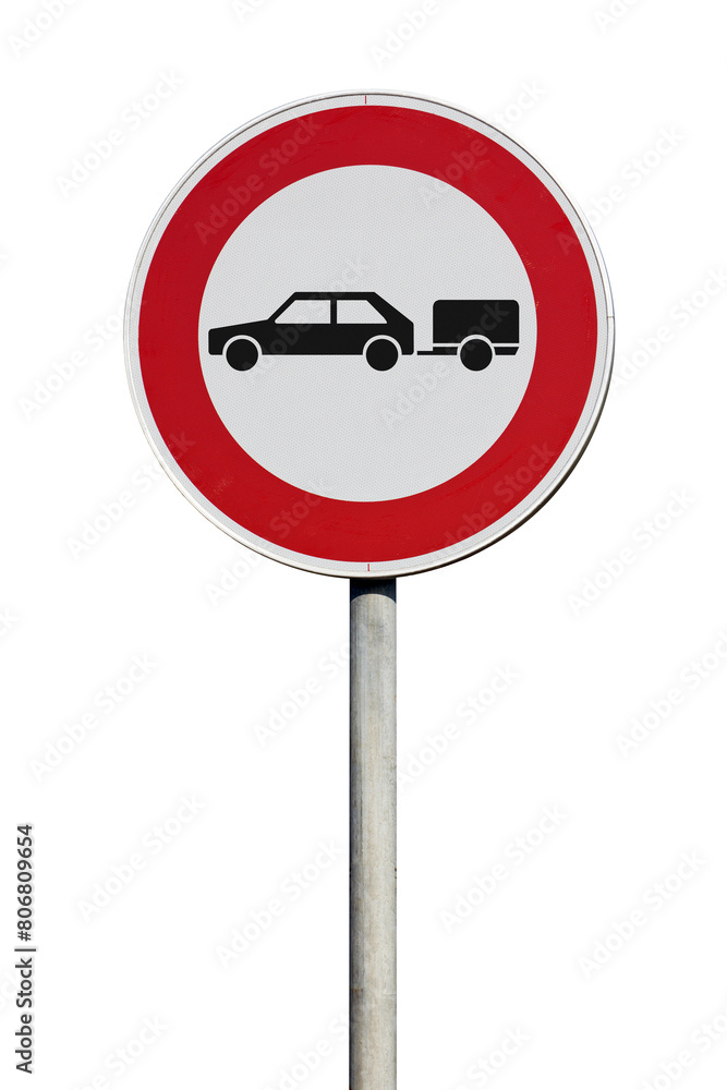 Verkehrsschild Durchfahrt für Pkw-Gespanne verboten isoliert mit Transparenz Verkehrsschild Durchfahrt für Pkw-Gespanne verboten isoliert mit Transparenz