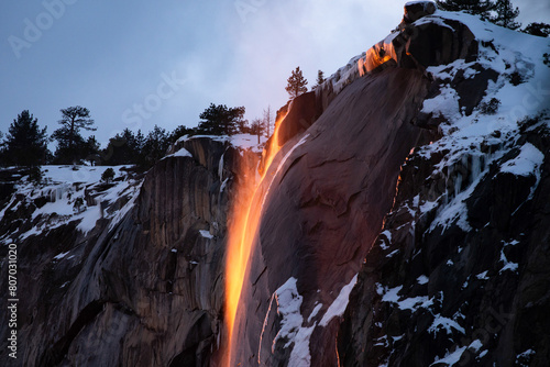 Fire falls, Waterfall at sunset in Yosemite 