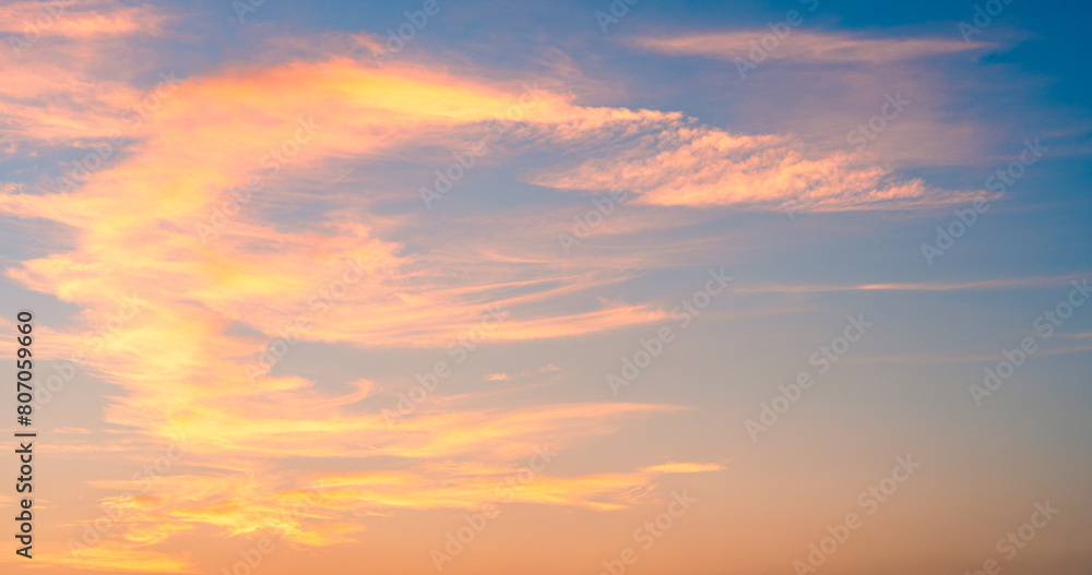 Fototapeta premium Colorful clouds on sunset sky in the evening 