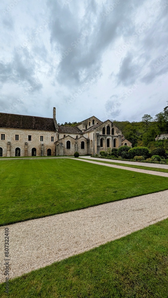 ABBAYE DE FONTENAY - MARMAGNE (Côte-d'Or)