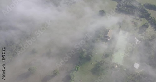Drone Templo Budista Foz do Iguaçu Templo Budista Área Religiosa Budismo Arquitetura Sagrado Paz Meditação Espiritualidade Monumento Aéreo Vista Áerea Imagens Aéreas Religião Prática Espiritual photo