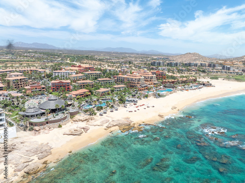 Aerial view of tropical beach with resorts in Cabo San Jose, Baja California Sur, Mexico © Unwind