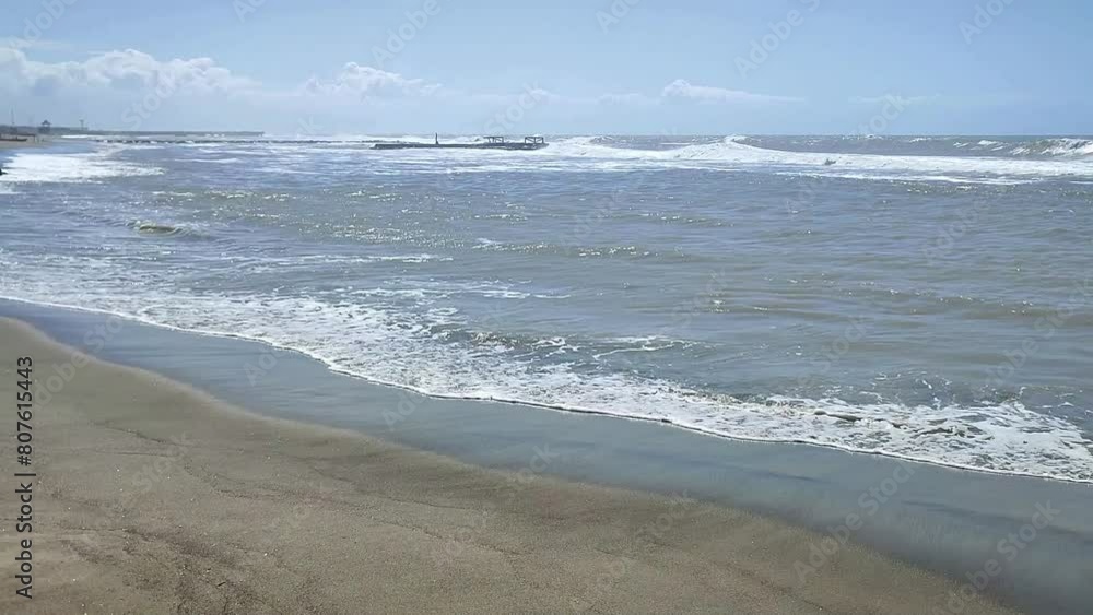 Lido di Ostia - Panoramica del mare dalla riva del Lido Arcobaleno Lido di Ostia - Panoramica del mare dalla riva del Lido Arcobaleno
